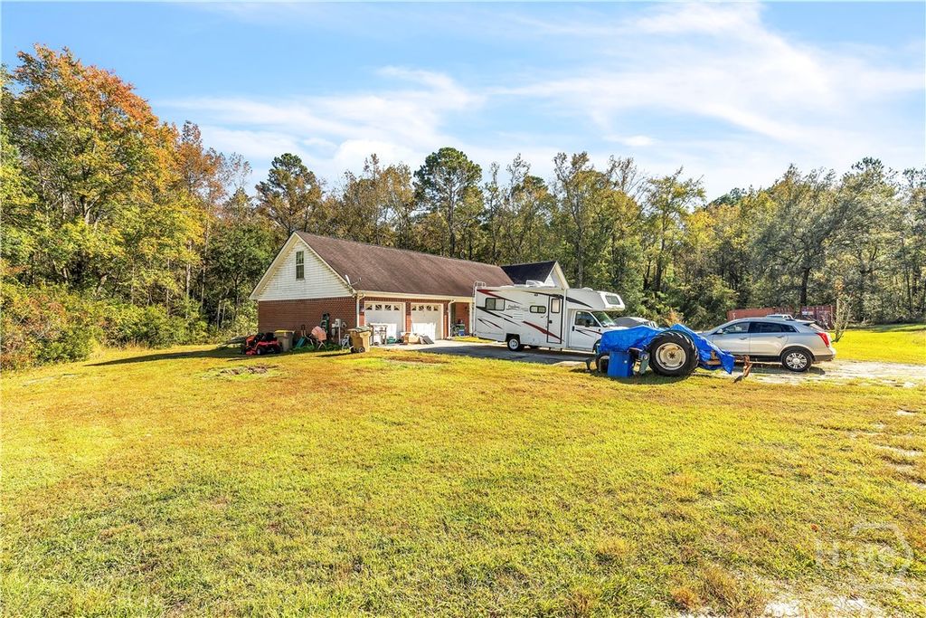 215 Herbert Kessler Road, Guyton, GA 31312
