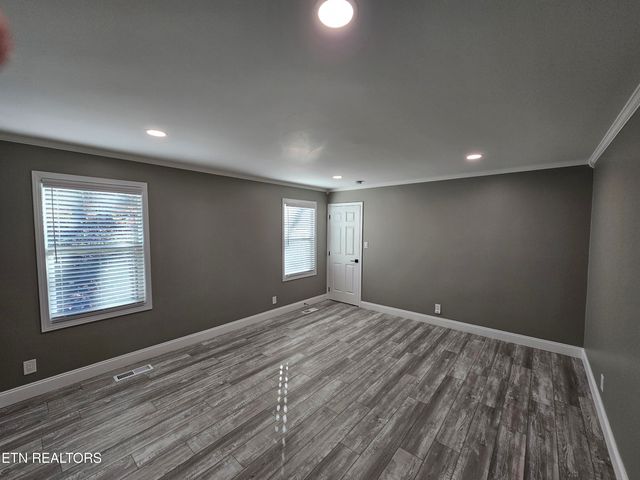 116 Chestnut Hill Rd, Oak Ridge, TN 37830