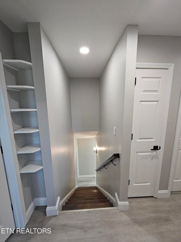 116 Chestnut Hill Rd, Oak Ridge, TN 37830