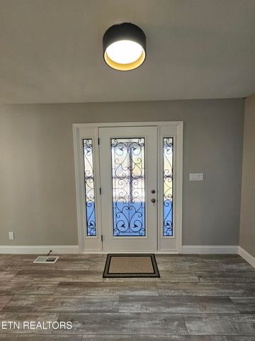 116 Chestnut Hill Rd, Oak Ridge, TN 37830