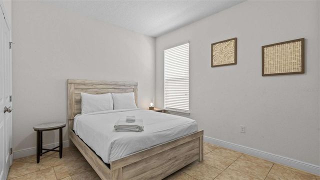 5266 WILDWOOD WAY, Davenport, FL 33837