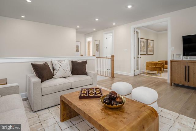 3055 ESPEN CT, Huntingdon Valley, PA 19006