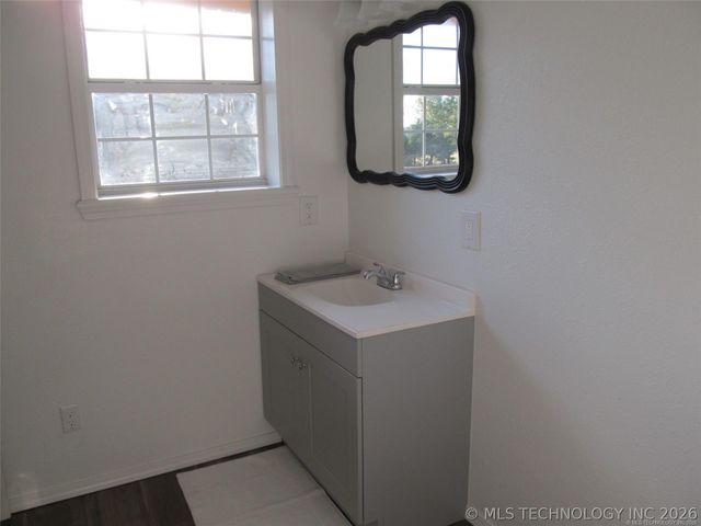 1 Three Mile Road, Durant, OK 74701