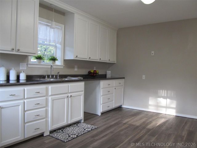 1 Three Mile Road, Durant, OK 74701