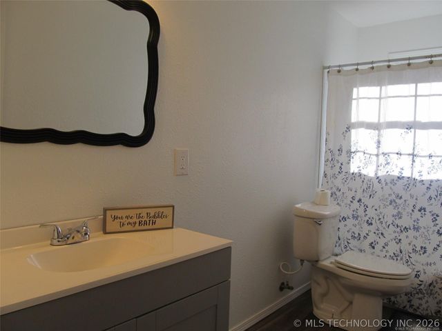 1 Three Mile Road, Durant, OK 74701