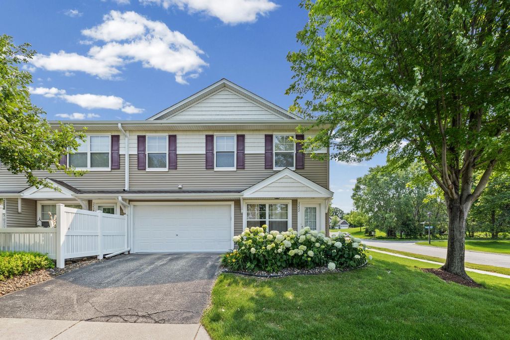 3232 Oak View Drive, Woodbury, MN 55129 — photo 3
