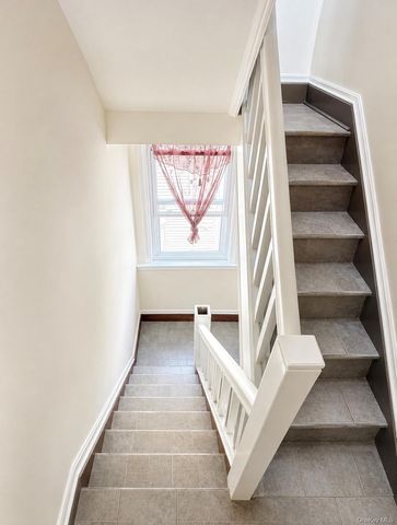 9425 54th Avenue, Elmhurst, NY 11373