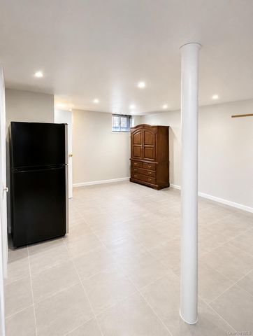 9425 54th Avenue, Elmhurst, NY 11373