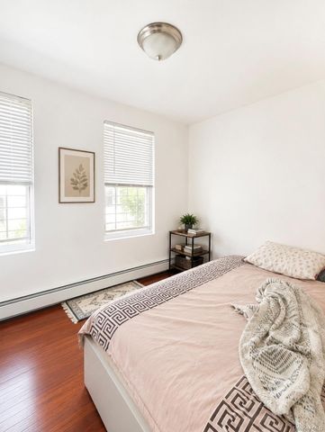9425 54th Avenue, Elmhurst, NY 11373