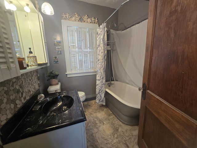 1007 71st STREET, Kenosha, WI 53143