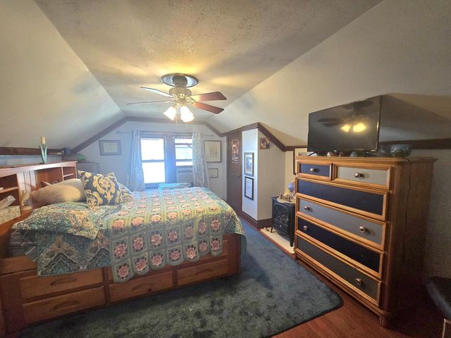 1007 71st STREET, Kenosha, WI 53143