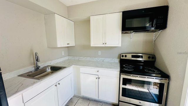 390 W HAINES BOULEVARD 3, Lake Alfred, FL 33850