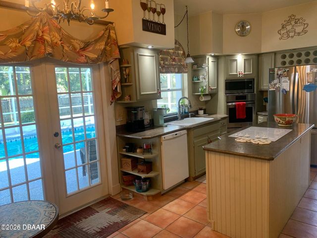 513 Pelican Bay Drive, Daytona Beach, FL 32119