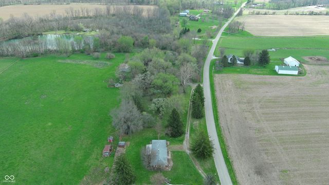 7614 S Mill Road, Spiceland, IN 47385