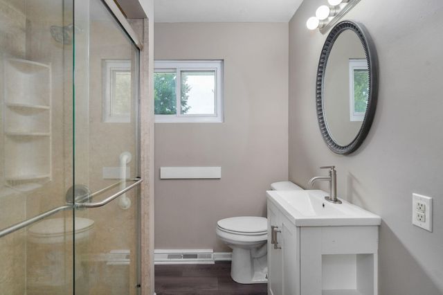 122 W Charles Street, Republic, MO 65738