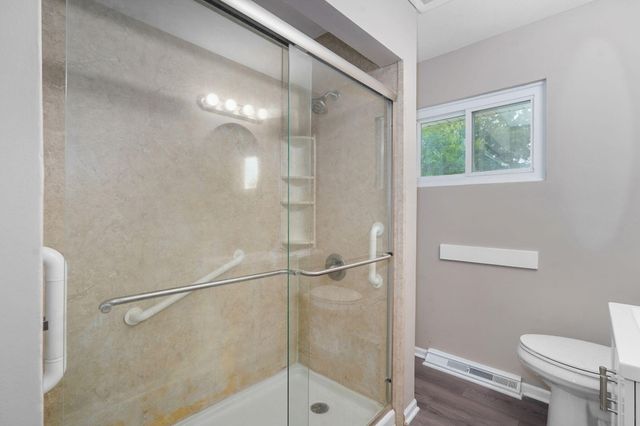 122 W Charles Street, Republic, MO 65738