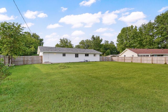 122 W Charles Street, Republic, MO 65738