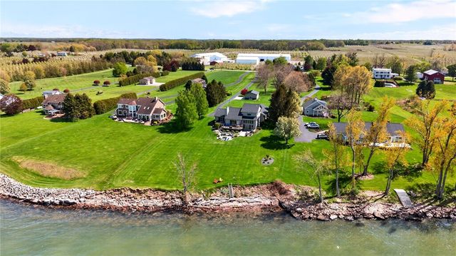 3535 Lake Road, Williamson, NY 14589
