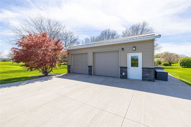 3535 Lake Road, Williamson, NY 14589