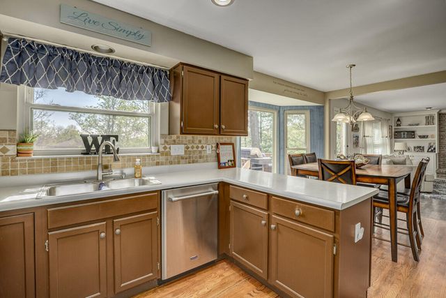 149 Lake Park Drive, Alexandria, KY 41001