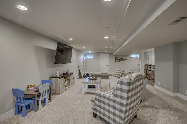 149 Lake Park Drive, Alexandria, KY 41001
