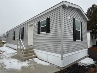 120 Sunset Avenue 28, Lodi, OH 44254