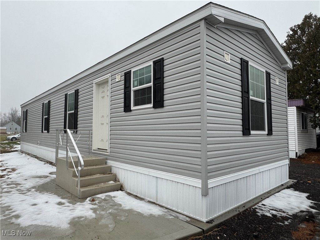 120 Sunset Avenue 28, Lodi, OH 44254