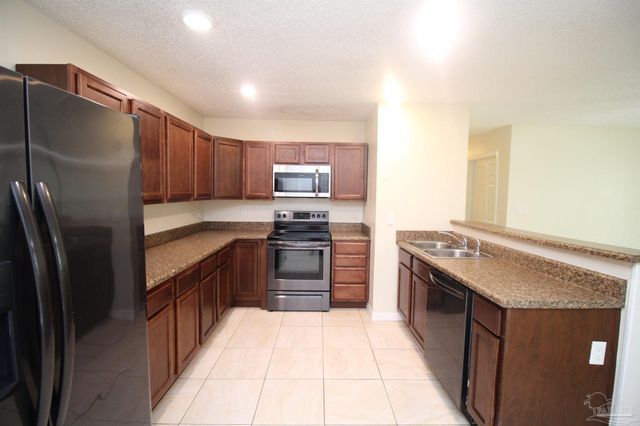3417 W Fisher St C, Pensacola, FL 32505