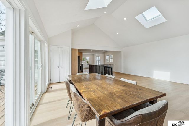 2109 S 61st Avenue, Omaha, NE 68106