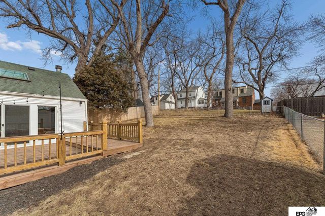 2109 S 61st Avenue, Omaha, NE 68106