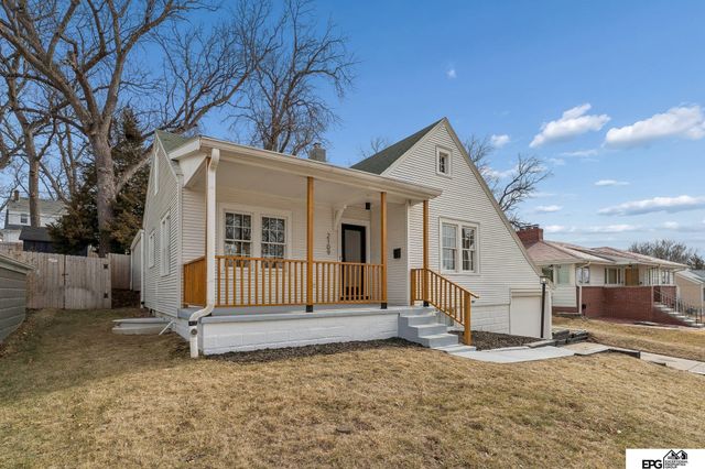 2109 S 61st Avenue, Omaha, NE 68106
