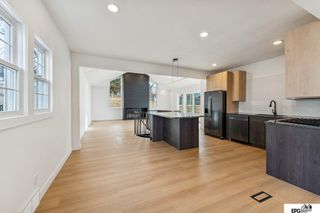 2109 S 61st Avenue, Omaha, NE 68106