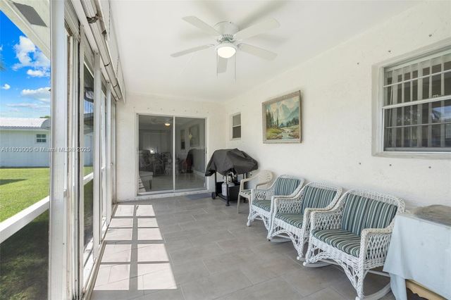 1897 SW 20th Cir, Boynton Beach, FL 33426