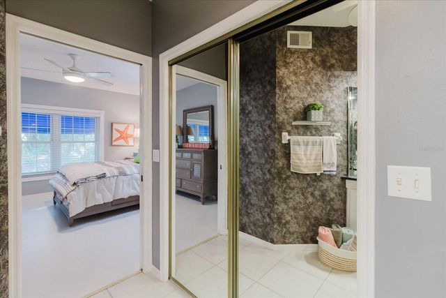 14740 SHIPWATCH TRACE 1940, Largo, FL 33774