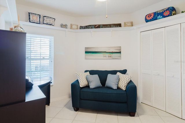 14740 SHIPWATCH TRACE 1940, Largo, FL 33774