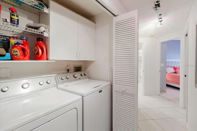 14740 SHIPWATCH TRACE 1940, Largo, FL 33774