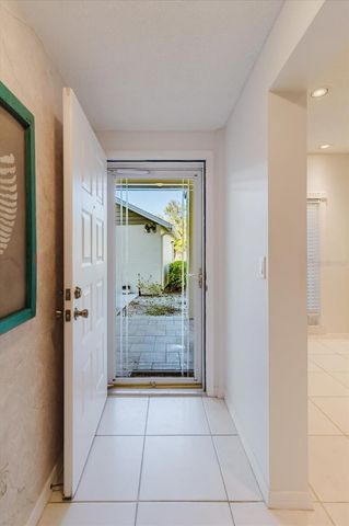 14740 SHIPWATCH TRACE 1940, Largo, FL 33774