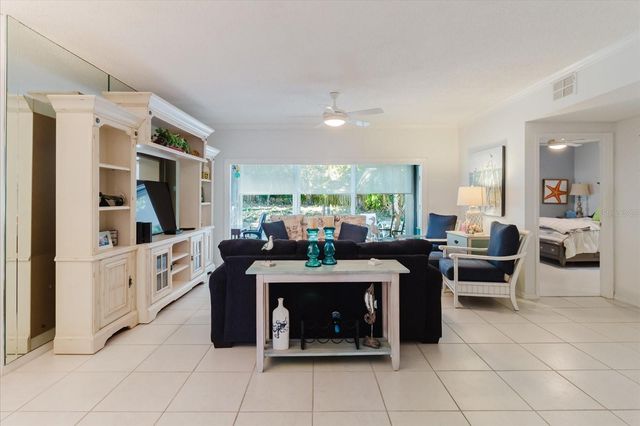 14740 SHIPWATCH TRACE 1940, Largo, FL 33774