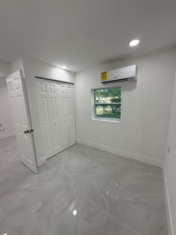 4400 SW 36th Street, West Park, FL 33023