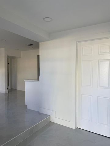 4400 SW 36th Street, West Park, FL 33023