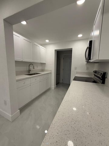 4400 SW 36th Street, West Park, FL 33023