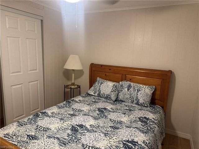 84 Poinsettia DR, Fort Myers, FL 33905