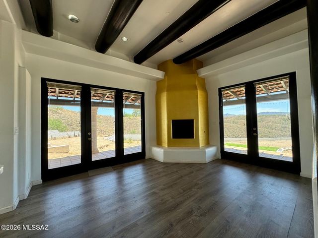 1091 W Mariposa Hills Drive, Nogales, AZ 85621