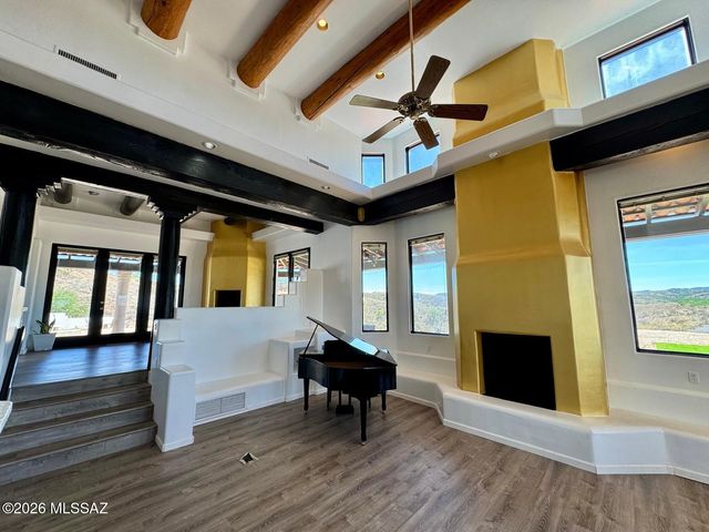 1091 W Mariposa Hills Drive, Nogales, AZ 85621