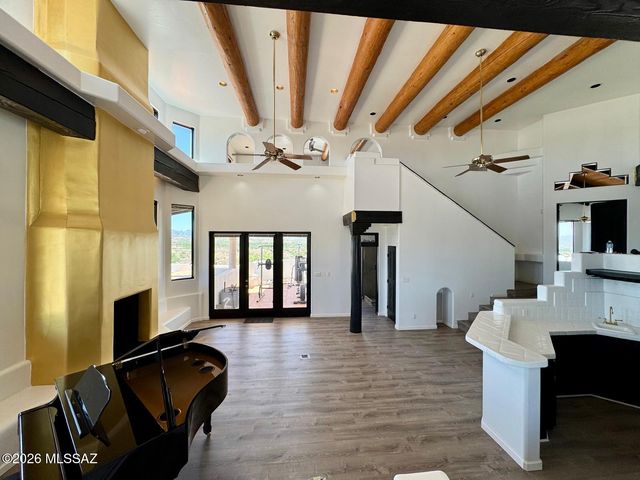 1091 W Mariposa Hills Drive, Nogales, AZ 85621