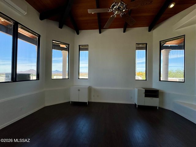 1091 W Mariposa Hills Drive, Nogales, AZ 85621