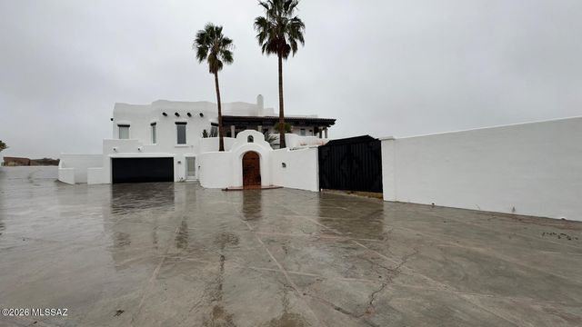 1091 W Mariposa Hills Drive, Nogales, AZ 85621