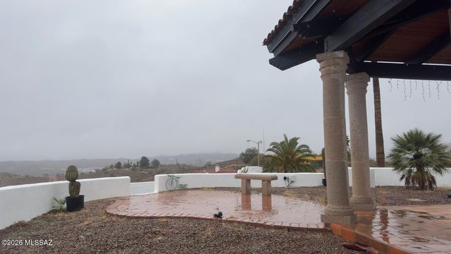 1091 W Mariposa Hills Drive, Nogales, AZ 85621
