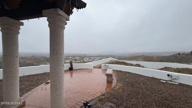 1091 W Mariposa Hills Drive, Nogales, AZ 85621