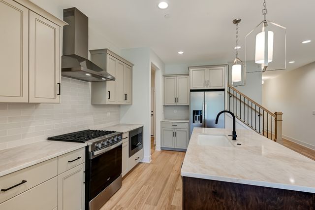 14145 S Sheffield Drive 51, Homer Glen, IL 60491